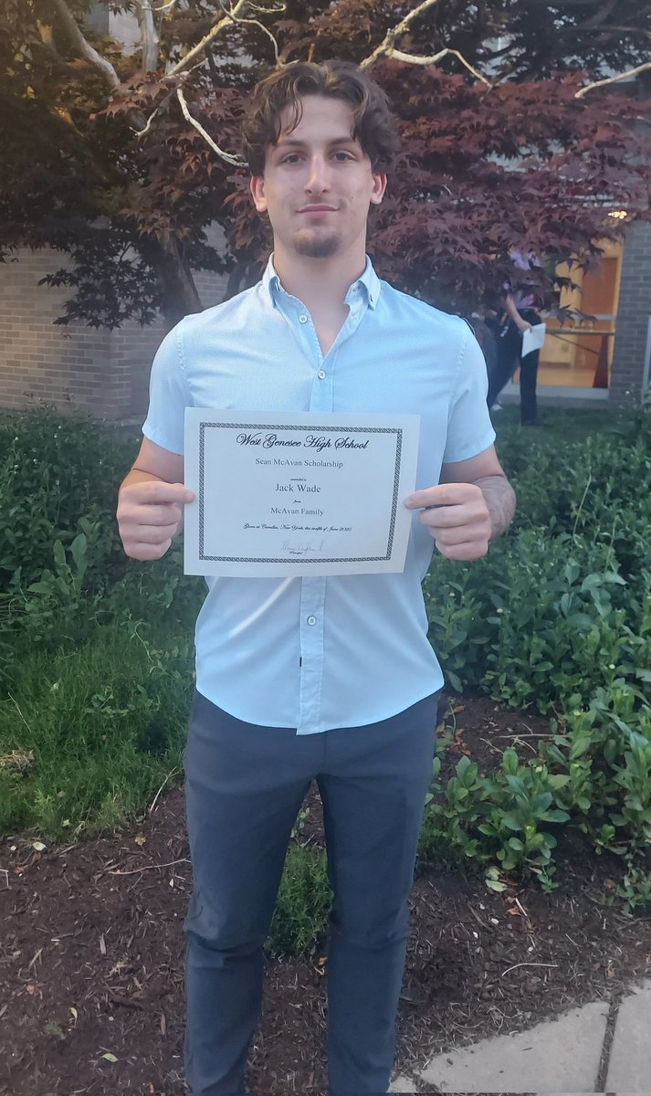 Football seniors honored by special Alumni memorial scholarship awards:

<a href="/Rjbartholomew07/">Rj bartholomew</a> - recipient of the Joe Adams Scholarhip 

<a href="/ConnorP47445226/">Connor Parker 3.5⭐️ k/p</a>- recipient of the Brett M Colvin Memorial Scholarship 

<a href="/Jackwade38/">Jackwade</a>- recipient of the first Sean McAvan Scholarhip