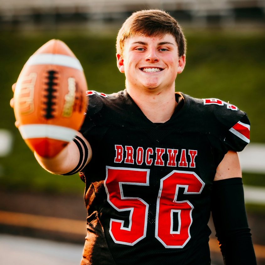 🏈 Johnny Varischetti (DCC) is a 2025 All-Star! LB/OL/LS. 2x Team Captain, 3x D9 Region 2 Defensive MVP, 2x All-Conf LB &amp; OL, YDL/TCW 1st Team LB. Fav memory: 2024 D9 AAA title. Future: college for Finance! 🔥📊 <a href="/_Rover_Football/">Brockway Rover Football</a> <a href="/J_Varischetti/">Johnny Varischetti</a>