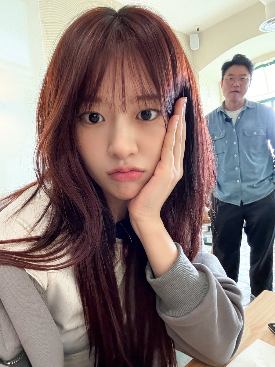 📸 
250613 #tvN #뿅뿅지구오락실3 완료 💕

"살짝(?) 긁❔️힌 포포가 토롱이를 잡는다"

우리 유지니어스 쫄❓️지 않고
퀴즈도 척척, 달리기도 완전 빠름!⚡️
OOTD 하나까지 완전 유진다웠던 지락실 🎶

오늘의 지락실도 My favorite things 🌟

#IVE #아이브
#ANYUJIN #안유진 
#eartharcade3