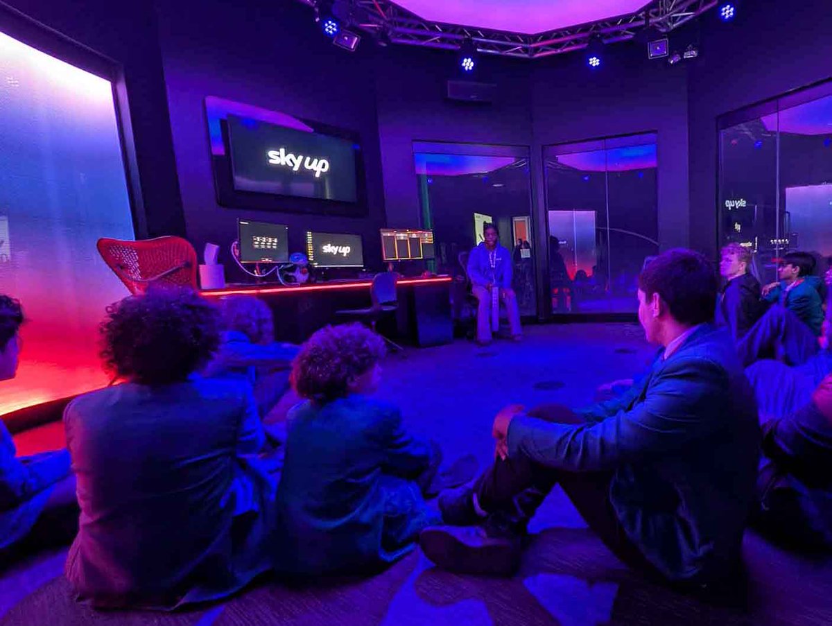 On Wednesday, a group of L2 students visited @Sky studios in West London to learn about media, film and broadcasting careers. They toured the fantastic campus and offices + used industry standard equipment in a mini studio to make a film trailer. 🎥🎬 #inspiring #Careers
