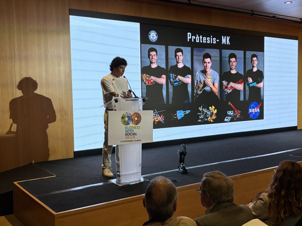 🗣️ Hand Solo: “La discapacitat és una paraula que no hauria d’existir, ja que serparem el món en dos: les persones amb discapacitat i les persones sense discapacitat. Tots tenim capacitats diferents, per això aposto per usar la paraula dif-capacitat”. #BWSV25