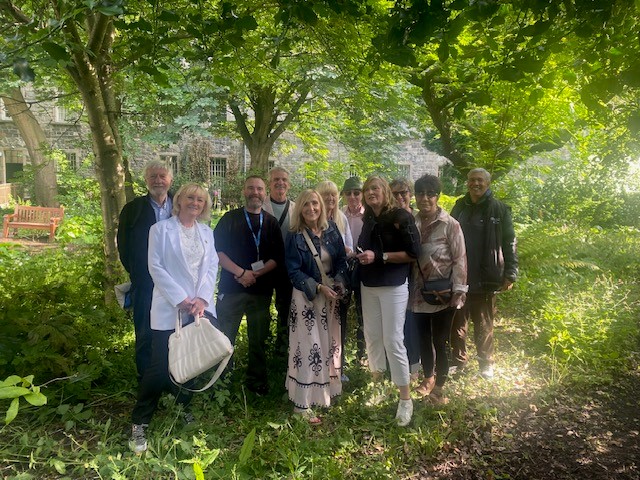 tcdUnit18 (@tcdunit18) on Twitter photo And thank you to Collie who gave a fantastic Biodiversity tour of <a href="/tcddublin/">Trinity College Dublin</a> campus to some of our Unit18 users - fascinating insights into letting nature take over #biodiversity #sustainability And thank you to Collie who gave a fantastic Biodiversity tour of <a href="/tcddublin/">Trinity College Dublin</a> campus to some of our Unit18 users - fascinating insights into letting nature take over #biodiversity #sustainability