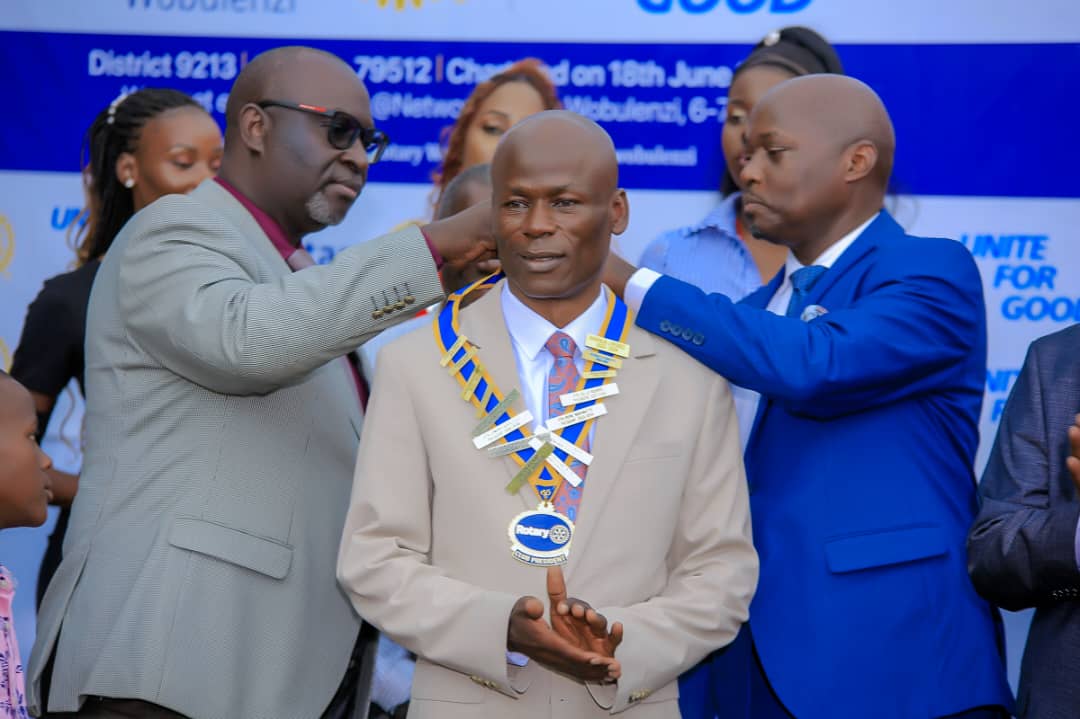 ROTARY WOBULENZI (@rwobulenzi) on Twitter photo Yesterday <a href="/BobNsibirwa/">Owekitiibwa Robert Waggwa Nsibirwa</a> assisted by <a href="/DGKenMugisha/">PDG Ken Mugisha</a> installed Dr James Kyeyune Mbabaali as 18th President of Rotary Club of Wobulenzi. The Archbishop Paul Ssemogerere, Kasana Luwero Diocesan Bishop Rt Rev Lawrence Mukasa,Area MP Hassan Kirumira and Rotarians attended the function Yesterday <a href="/BobNsibirwa/">Owekitiibwa Robert Waggwa Nsibirwa</a> assisted by <a href="/DGKenMugisha/">PDG Ken Mugisha</a> installed Dr James Kyeyune Mbabaali as 18th President of Rotary Club of Wobulenzi. The Archbishop Paul Ssemogerere, Kasana Luwero Diocesan Bishop Rt Rev Lawrence Mukasa,Area MP Hassan Kirumira and Rotarians attended the function