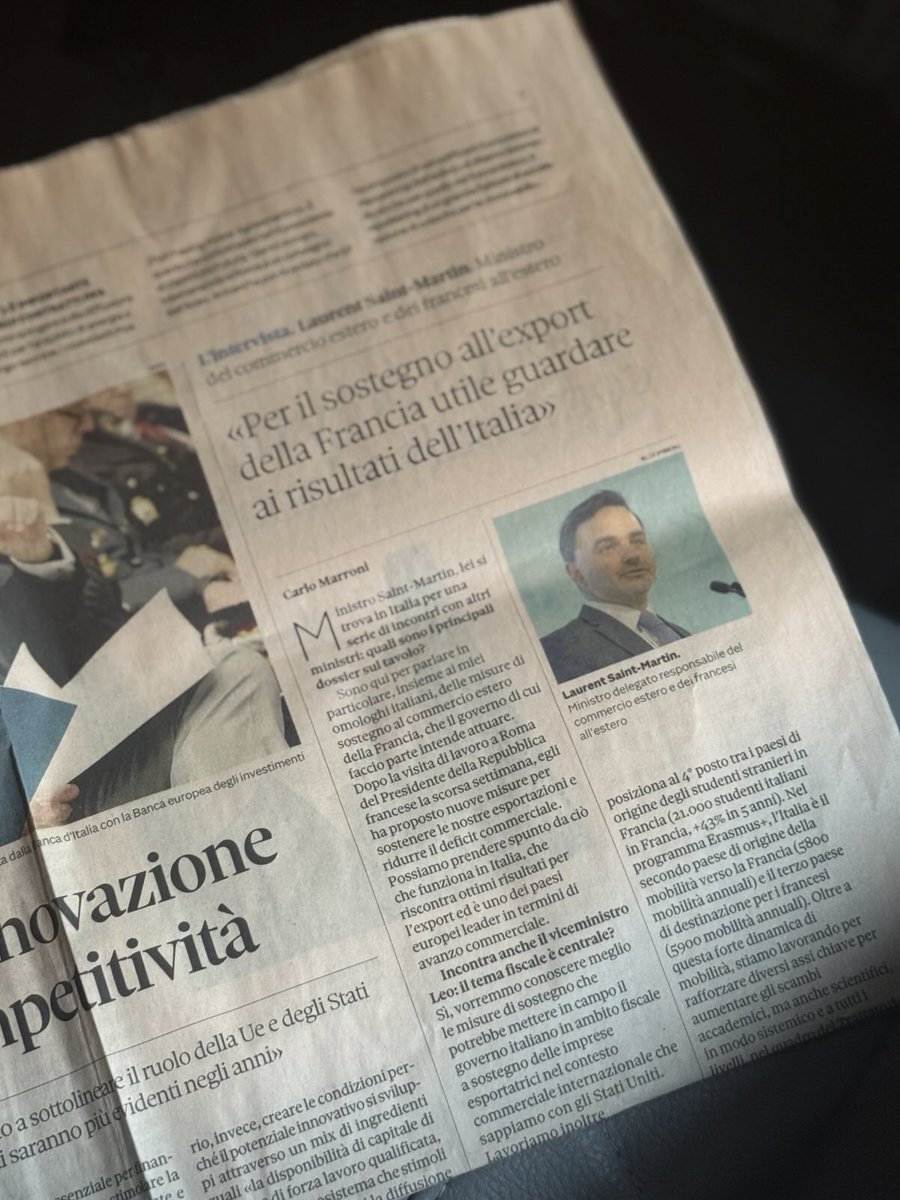 Laurent Saint-Martin (@laurentsmartin) on Twitter photo 📍À Rome, 10 jours après la visite d’Etat du Président <a href="/EmmanuelMacron/">Emmanuel Macron</a> en Italie, pour poursuivre le renforcement de nos liens Franco-italiens !
Quand la France et l’Italie sont en équipe, c’est l’Europe qui est ressort plus forte et solidaire.
🇮🇹🤝🏼🇫🇷
🗞️<a href="/sole24ore/">IlSole24ORE</a> 📍À Rome, 10 jours après la visite d’Etat du Président <a href="/EmmanuelMacron/">Emmanuel Macron</a> en Italie, pour poursuivre le renforcement de nos liens Franco-italiens !
Quand la France et l’Italie sont en équipe, c’est l’Europe qui est ressort plus forte et solidaire.
🇮🇹🤝🏼🇫🇷
🗞️<a href="/sole24ore/">IlSole24ORE</a>