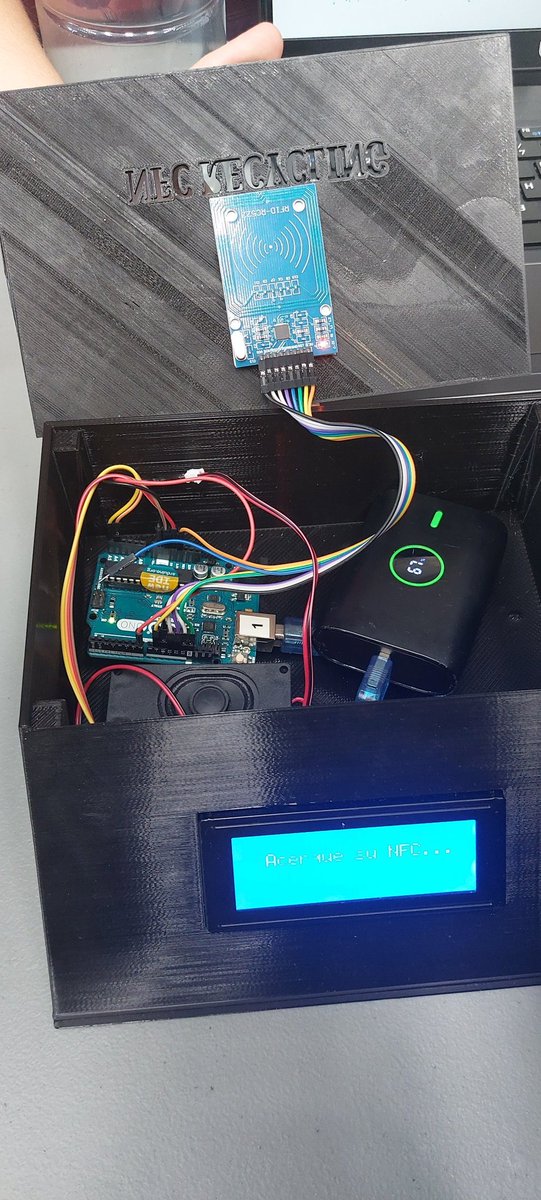 VictoriaPuente8's tweet image. Hoy presentan sus proyectos en La Nave de Villaverde para &quot;Cambia tu mundo&quot; de la fundación &quot;Empieza por Educar&quot; #CodigoEscuela_4_0 #IF_CMadrid