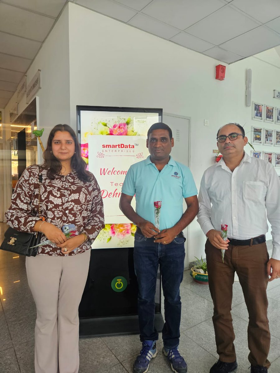 sdeievent's tweet photo. A warm welcome to our smarTians from Dehradun and Nagpur.
Excited to have you in Mohali to witness the grand SCL-25 SPANDAN Finale — a celebration of talent, teamwork, and the spirit that unites us all. 
#SCL25 #SpandanFinale #WorkHardPlayHarder #PauseForFun https://t.co/Zr39Be8dLD