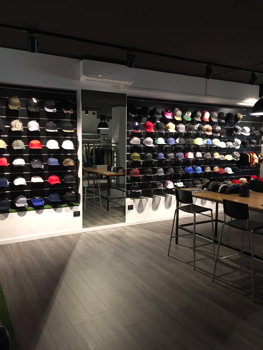boma_agency's tweet image. Official Show-room Flexfit

bomaagency.com

#flexfit #yupoong #official #b2b #distributor #bomaagency #headwear #caps #agency #showroom #italia #slovenia #croatia