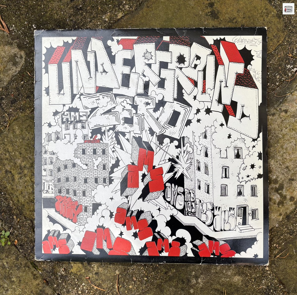 🎧 #frenchgroove #hiphop #rap #rapfrançais #vinyl 
🖌️ 12" Dee Nasty présente AMS "Underground zéro" 2004 Disques Pirates
underground zéro👉youtu.be/jMJBdNfgh3k