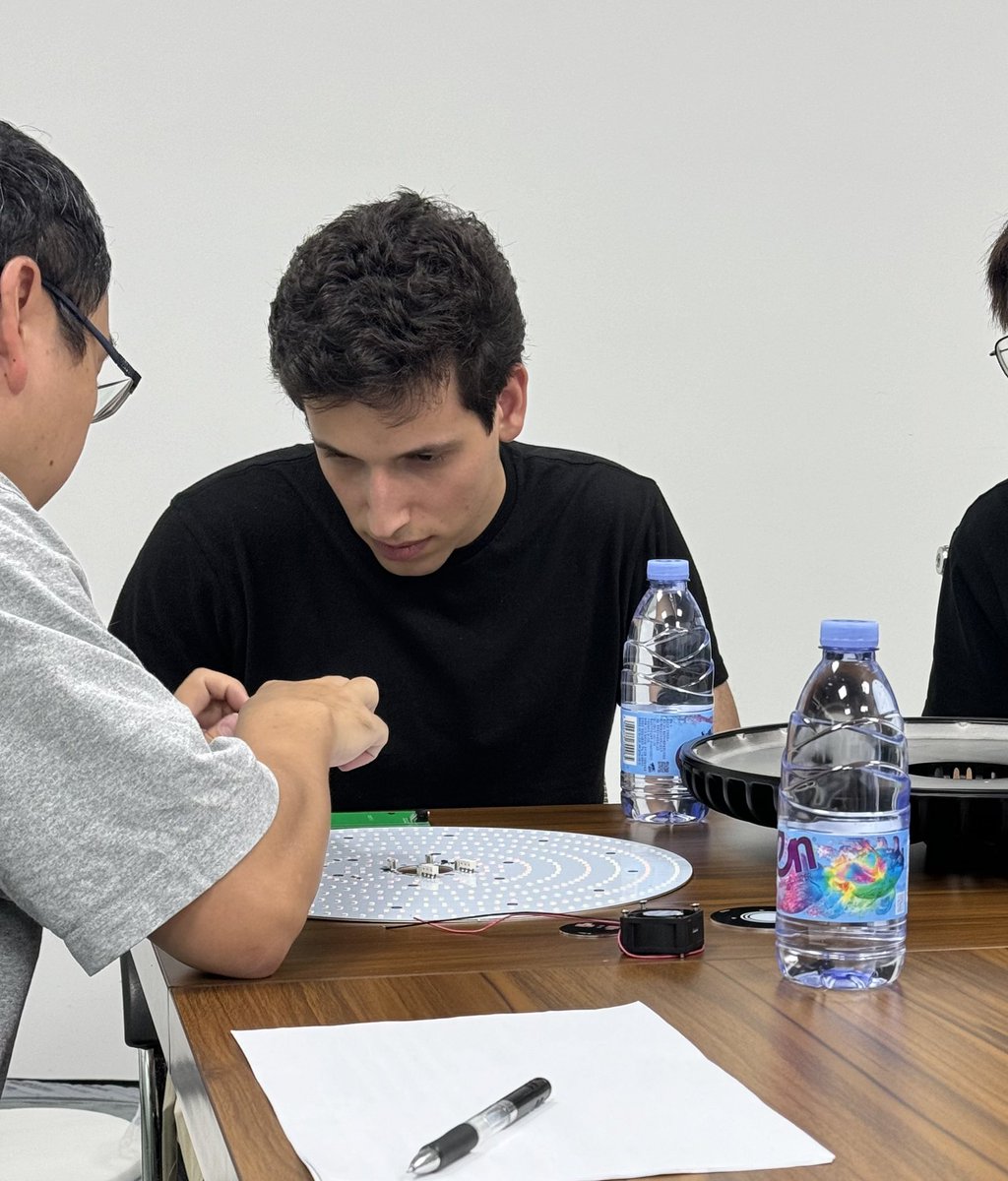 🤝 Client Collaboration Day: PCB Edition!
▫️ 💡 Idea Exchange: Clients &amp; our team deep-diving into PCB project concepts.
▫️ 🧩 Problem-Solving: Tackling complex circuit challenges together.
▫️ 🔮 Future Focus: Mapping out the next-gen of PCB innovation.