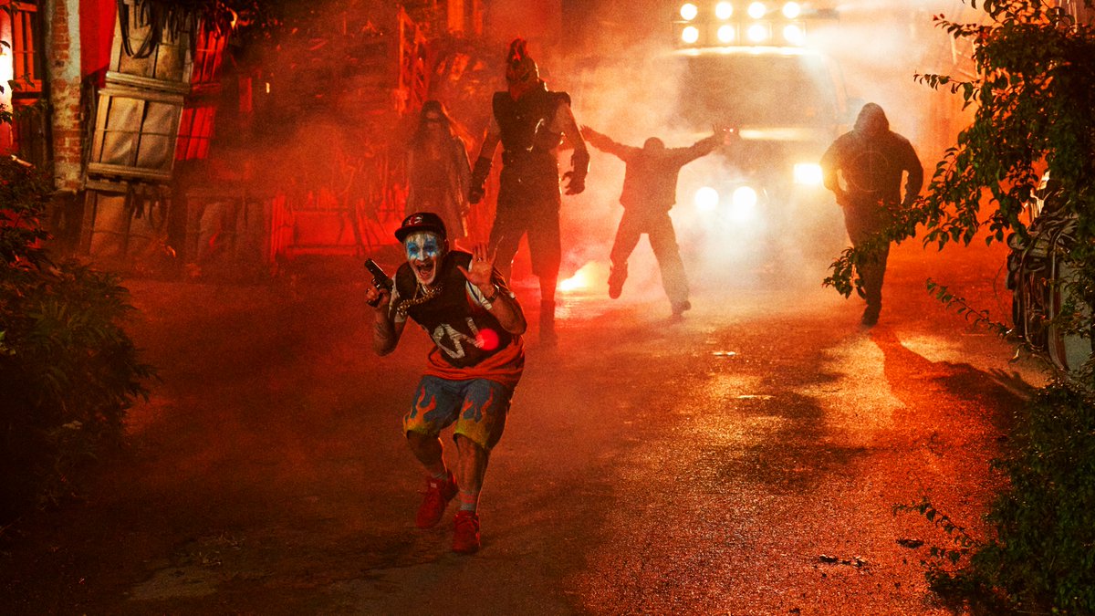 edfilmfest's tweet photo. The UK premiere of the cult classic remake #TheToxicAvenger will be the closing night film of #MidnightMadness at #EIFF25 🌙

@ToxicAvenger dir. by @AlsoBlair stars #PeterDinklage, #KevinBacon + #ElijahWood

...justice is best served radioactive ☢️

Released by @SignatureEntUK https://t.co/m2rFsqBhul