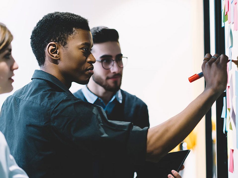 Join David Mutton from Evolve and Eagle Labs for a live webinar on employee engagement - key for business growth! Learn how to motivate, retain &amp; align your team.

📅 17 June, 12pm

👉 Sign up: labs.uk.barclays/events/busines…

#EmployeeEngagement #BusinessGrowth #Leadership #Webinar