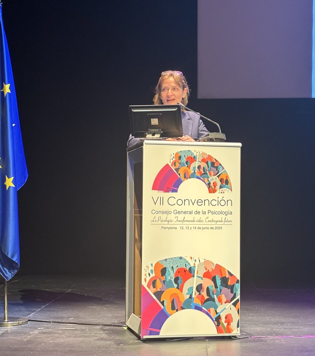 <a href="/cop_navarra/">Colegio de Psicología de Navarra</a> <a href="/baluarte/">Baluarte</a> <a href="/gob_na/">Gobierno de Navarra</a> <a href="/josebaasiron/">Joseba Asiron Saez</a> <a href="/Pamplona_ayto/">Ayuntamiento de Pamplona</a> <a href="/PoderJudicialEs/">Poder Judicial</a> <a href="/FSantolaya/">SANTOLAYA Y AMIG@S</a> <a href="/RosaTorio/">Rosa Ramos Torio</a> <a href="/tsjn/">Tribunal Superior de Justicia de Navarra (TSJN)</a> Tras una pausa, retomamos con Isane Aparicio, CEO <a href="/EFPA_EuroPsy/">EFPA</a>. 
“Aunque la #psicología está regulada principalmente a nivel nacional, la UE influye en su desarrollo a través de políticas de salud pública, educación, transformación digital, reconocimiento de cualificaciones…”.