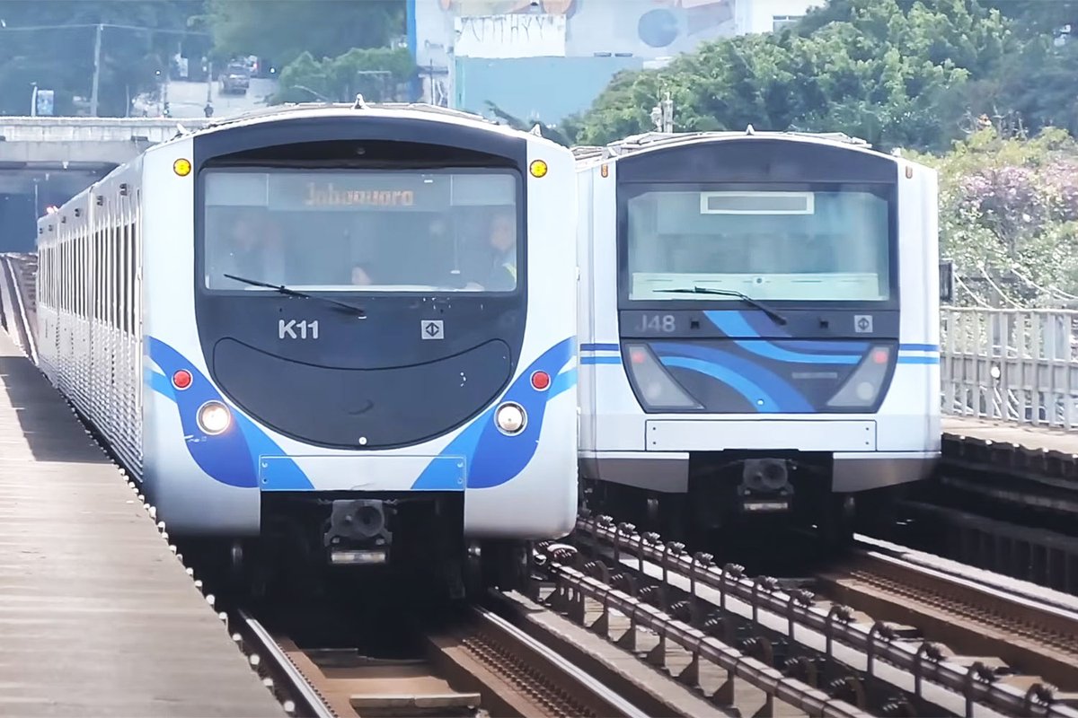 metroecptm's tweet photo. Atraso no CBTC da Linha 3 teria feito Metrô deslocar trem da Frota K para Linha 1-Azul. #FrotaK #K11 #Linha1Azul #Linha3Vermelha #Metrosp https://t.co/I2bdesOCu9 https://t.co/ZiG1hb4j38