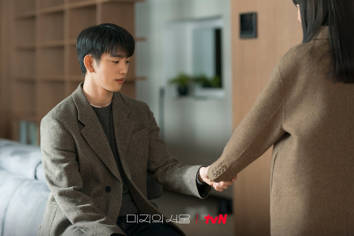 tvN drama tweet media