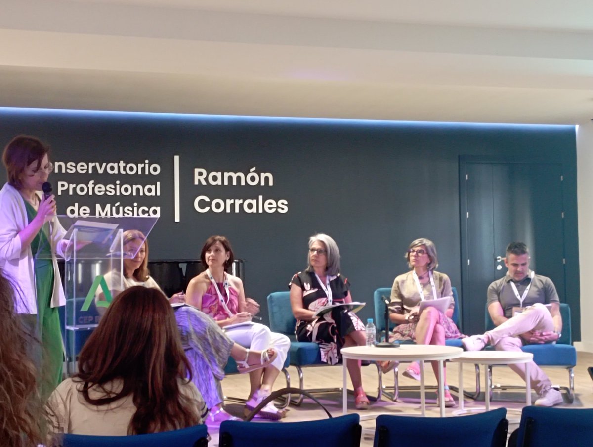 ceplora's tweet photo. Mesa redonda en las Jornadas Regionales Erasmus+ para asesorías. @cepronda. @DG_IFP @sepiegob. #ErasmusplusES https://t.co/WJlPfrFs31