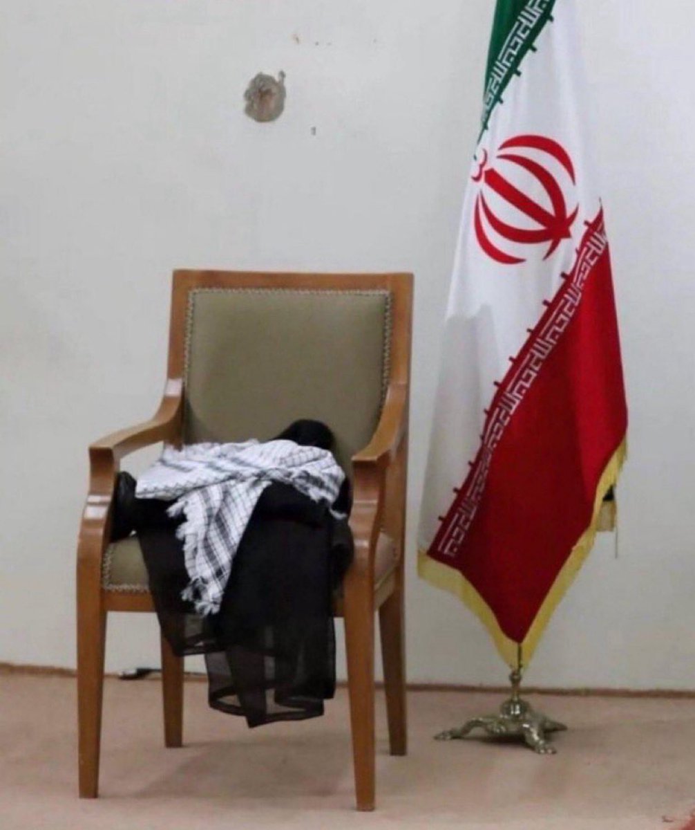 n7jik's tweet photo. الصوره تتحدث 🤣
2017-2025
#ايران #السعودية #planecrash https://t.co/2wuSl3pSLL