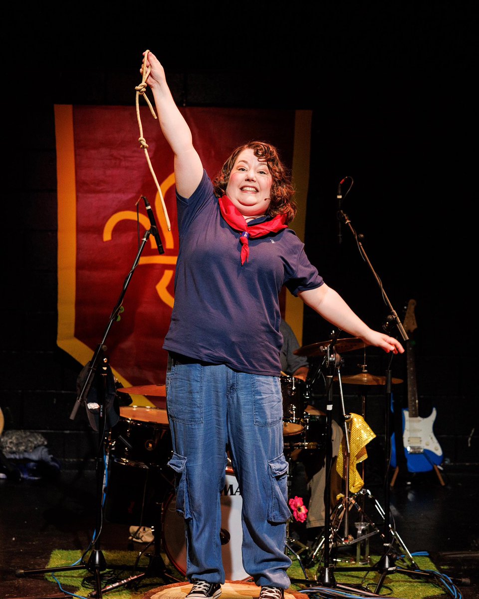 Tonight is our first SOLD OUT show of the week <a href="/hopemilltheatre/">Hope Mill Theatre</a> but don’t panic, we’ve just released a handful of tickets for tomorrow evening’s sold out performance! 😱 Snap them up, gigglemugs! You do KNOT want to miss it 😏 Tickets: linktr.ee/TheGigglemug