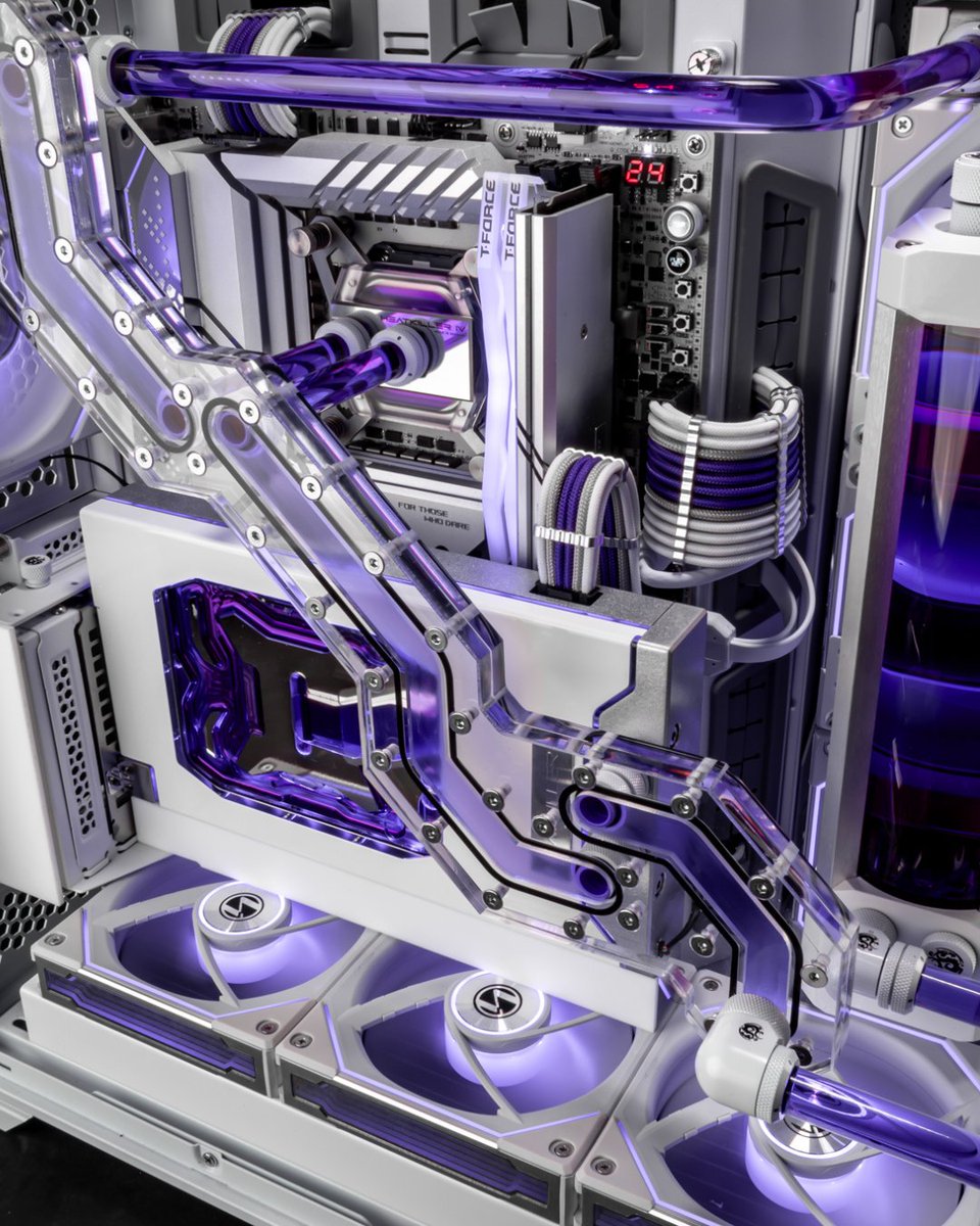 CableMod (@cablemod) on Twitter photo Why use tubing for the entire custom loop when you can make it even MORE custom? π
By <a href="/upsnef1/">Snef Computer Design</a> Why use tubing for the entire custom loop when you can make it even MORE custom? π
By <a href="/upsnef1/">Snef Computer Design</a>