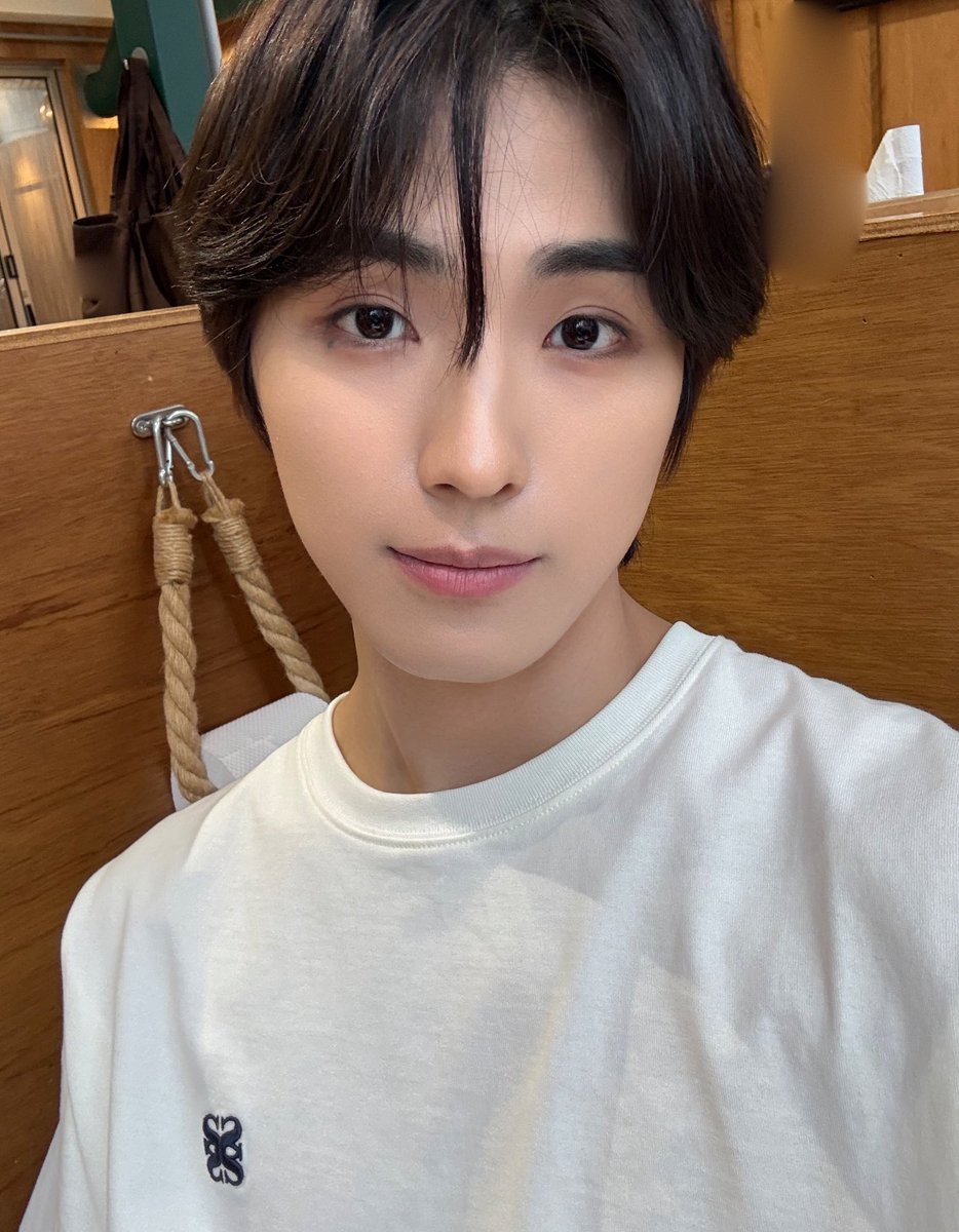 CIX_twt's tweet image. 모두 맛저하세요🥰

#CIX #FIX #용희 #김용희 #ヨンヒ #yonghee