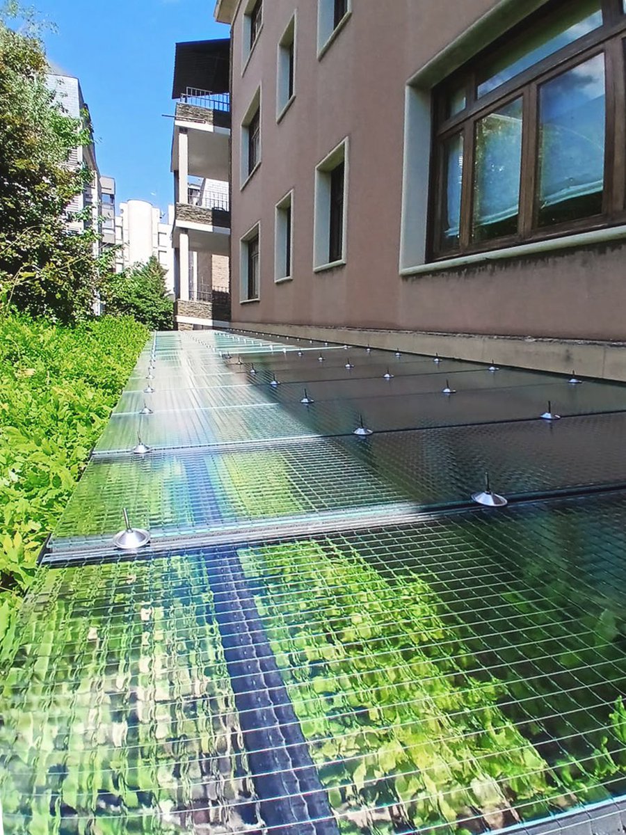 vidresberni's tweet image. Instal·lació de marquesina de vidre translúcid amb estructura metàl·lica.
Donem confort a un espai acollidor i de pau com és el jardí de l’hotel Primero Primera, situat a una zona exclusiva i tranquila de bcn.

#hotel #vidre #instal•lacio #marquesina