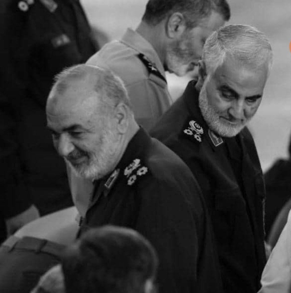 mahi_omd's tweet photo. شماهم اگر میدانستید در نهایت ،
پسر همان علی که مکرر فتح تان کرده،
این بار قرار است محوتان کند،
تمام توانتان را بکار می‌گرفتید!
-یا بقیه الله
#YouWillRegretIt 
#فوری https://t.co/RDS1Sm9S7Q