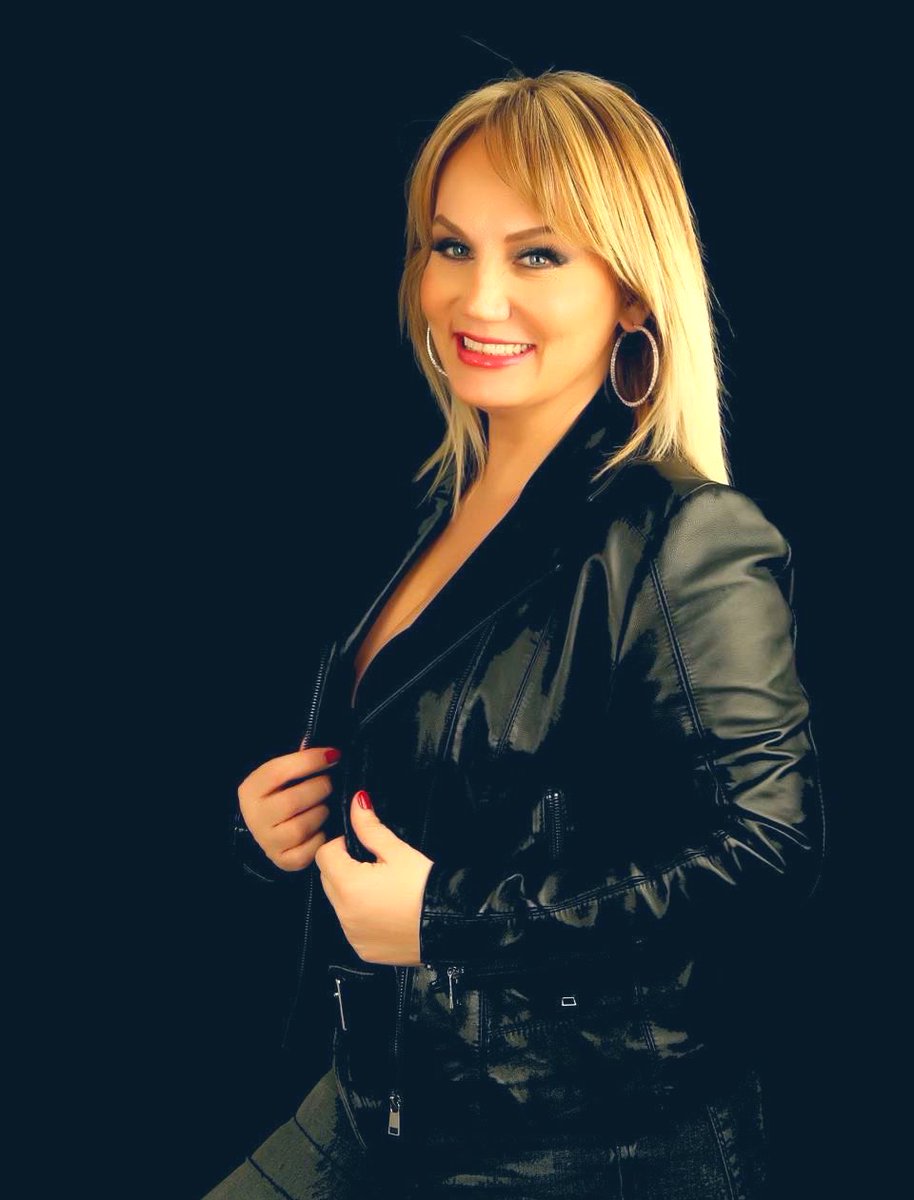 30 Haziran’da 
57. Tatvan Kültür ve Sanat Festivali’nde sahnedeyiz.
Dostlarımızın bilgisine.