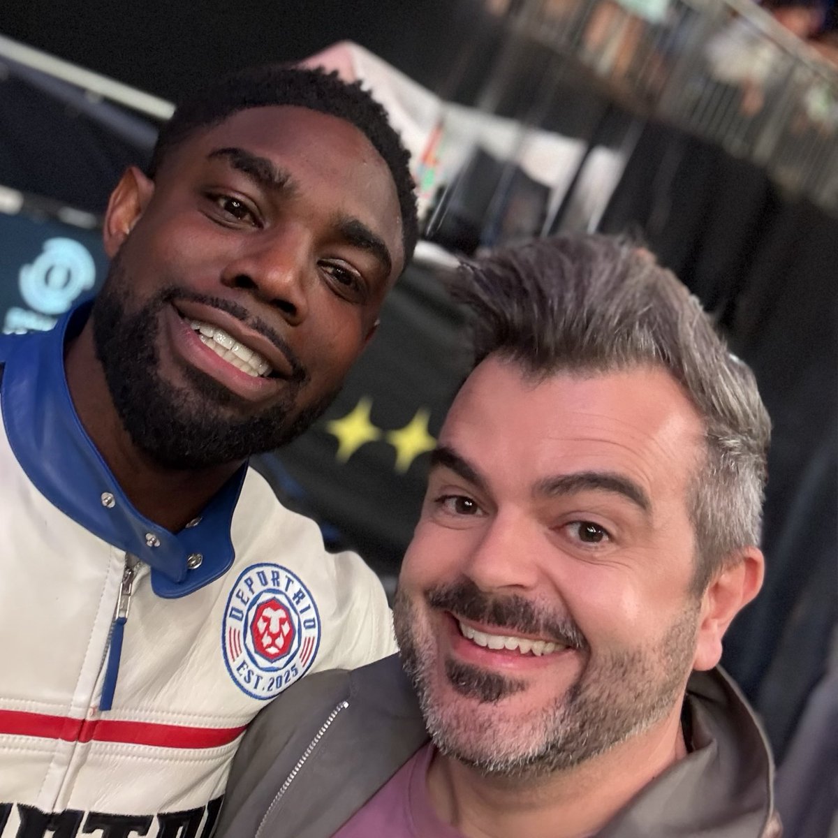 Dan Long (@mrteamcorvette) on Twitter photo Went to the football.
Met the lovely <a href="/MicahRichards/">Micah Richards</a>.
What a buck wild night at <a href="/TheO2/">The O2</a> - thank you so much <a href="/virginmedia/">Virgin Media ❤️</a> for the invite ♥️ Went to the football.
Met the lovely <a href="/MicahRichards/">Micah Richards</a>.
What a buck wild night at <a href="/TheO2/">The O2</a> - thank you so much <a href="/virginmedia/">Virgin Media ❤️</a> for the invite ♥️