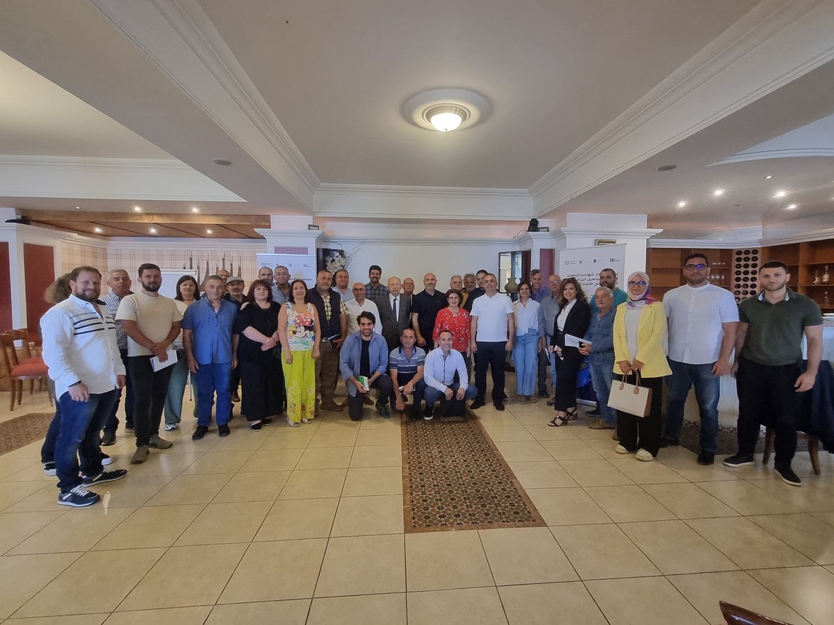 ILO Arab States - منظمة العمل الدولية (@iloarabstates) on Twitter photo Through the #BOUZOUR Project in #Lebanon, funded by @sida, & in partnership with the <a href="/MoaLebanon/">Lebanese Ministry of Agriculture</a> & the Chamber of Commerce Zahle & Bekaa (CCIAZ), 100+🍒cherry farmers are learning how to meet EU export standards.
✅Better practices=🌍Better markets=💰Better livelihoods. Through the #BOUZOUR Project in #Lebanon, funded by @sida, & in partnership with the <a href="/MoaLebanon/">Lebanese Ministry of Agriculture</a> & the Chamber of Commerce Zahle & Bekaa (CCIAZ), 100+🍒cherry farmers are learning how to meet EU export standards.
✅Better practices=🌍Better markets=💰Better livelihoods.