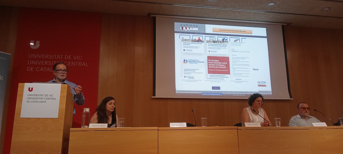 🔺El ponent Joan Enric Torra Bou, infermer, professor de la Universitat de Lleida i investigador del grup de recerca <a href="/TR2Lab/">TR2Lab</a> de la <a href="/uvic_ucc/">UVic-UCC</a> IRIS-CC ens parla sobre la Seguretat del pacient i integritat cutània.
#jornadaferides2025