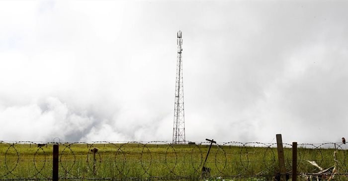 Bizcommunity ICT (@biz_it) on Twitter photo Vodacom to invest R100m in 106 new rural base stations across KZN bizcommunity.com/article/vodaco⦠via <a href="/Biz_IT/">Bizcommunity ICT</a> Vodacom to invest R100m in 106 new rural base stations across KZN bizcommunity.com/article/vodaco⦠via <a href="/Biz_IT/">Bizcommunity ICT</a>