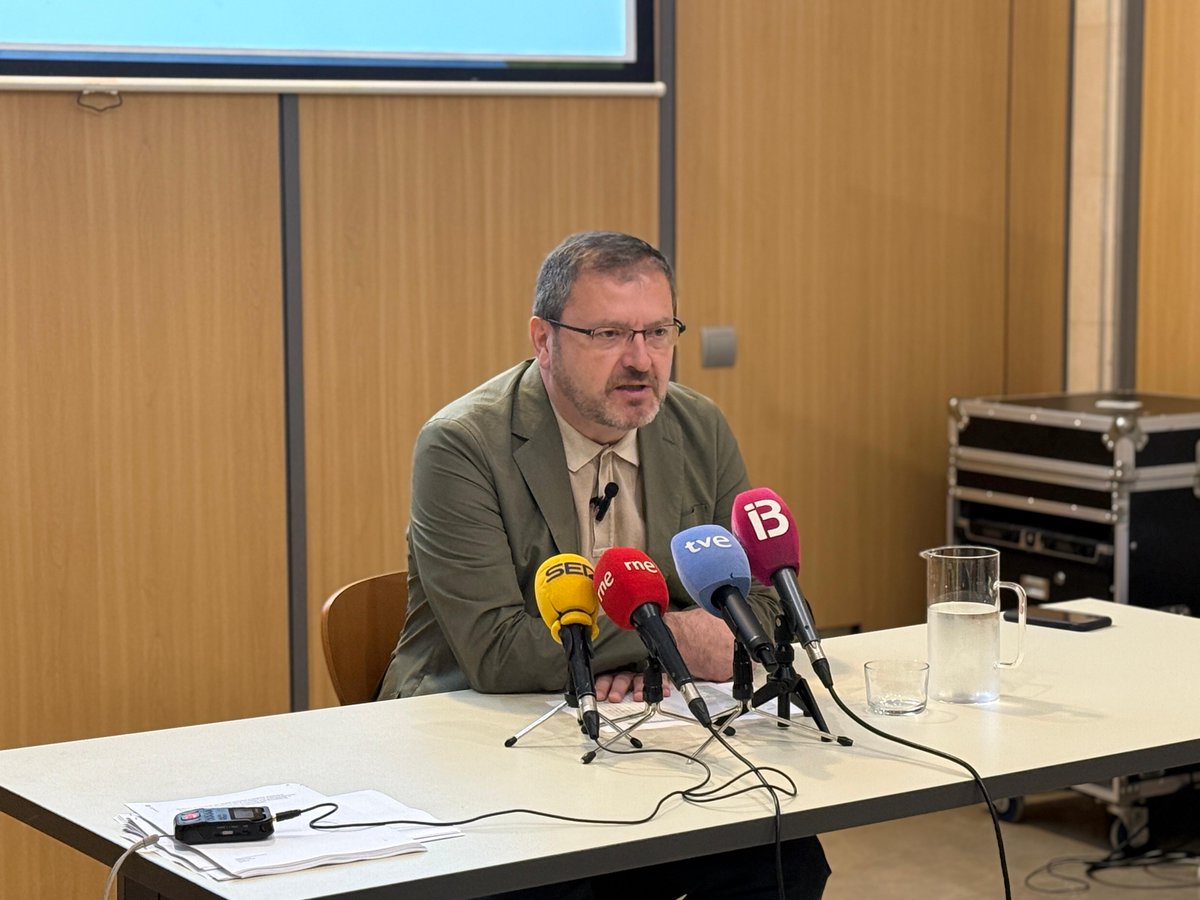 Obra Cultural Balear (@ocbcat) on Twitter photo 🔴 Feim públiques dades que demostren que el <a href="/goib/">Govern de les Illes Balears</a> falta a la veritat quan vincula l'exigència de coneixements de català amb una suposada manca de sanitaris en determinades categories.
🏥 Denunciam el caos legislatiu perpetrat pel <a href="/ppbalears/">PP Balears</a> i l'extrema dreta sobre l'eliminació 🔴 Feim públiques dades que demostren que el <a href="/goib/">Govern de les Illes Balears</a> falta a la veritat quan vincula l'exigència de coneixements de català amb una suposada manca de sanitaris en determinades categories.
🏥 Denunciam el caos legislatiu perpetrat pel <a href="/ppbalears/">PP Balears</a> i l'extrema dreta sobre l'eliminació