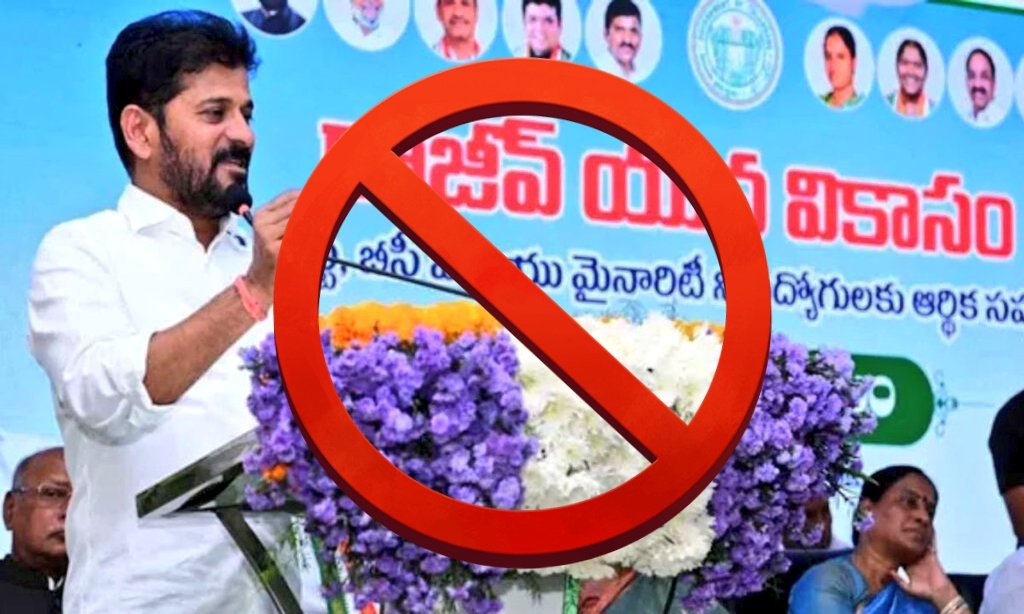 Jayanthyadavv's tweet photo. యువ వికాసానికి హ్యాండిచ్చిన కాంగ్రెస్...
◆ఆది నుంచి అడ్డంకులే
◆ఒకసారి సిబిల్ కావాలని
◆మరోసారి రేషన్ కార్డు కావాలని
◆ఇంకోసారి ఇన్కం కావాలని
◆చీటికి మాటికి మార్గదర్శకాల మార్పులు
#CongressfailedTelangana #Scamgress #RandaRevanth https://t.co/BSxkO9jfUI
