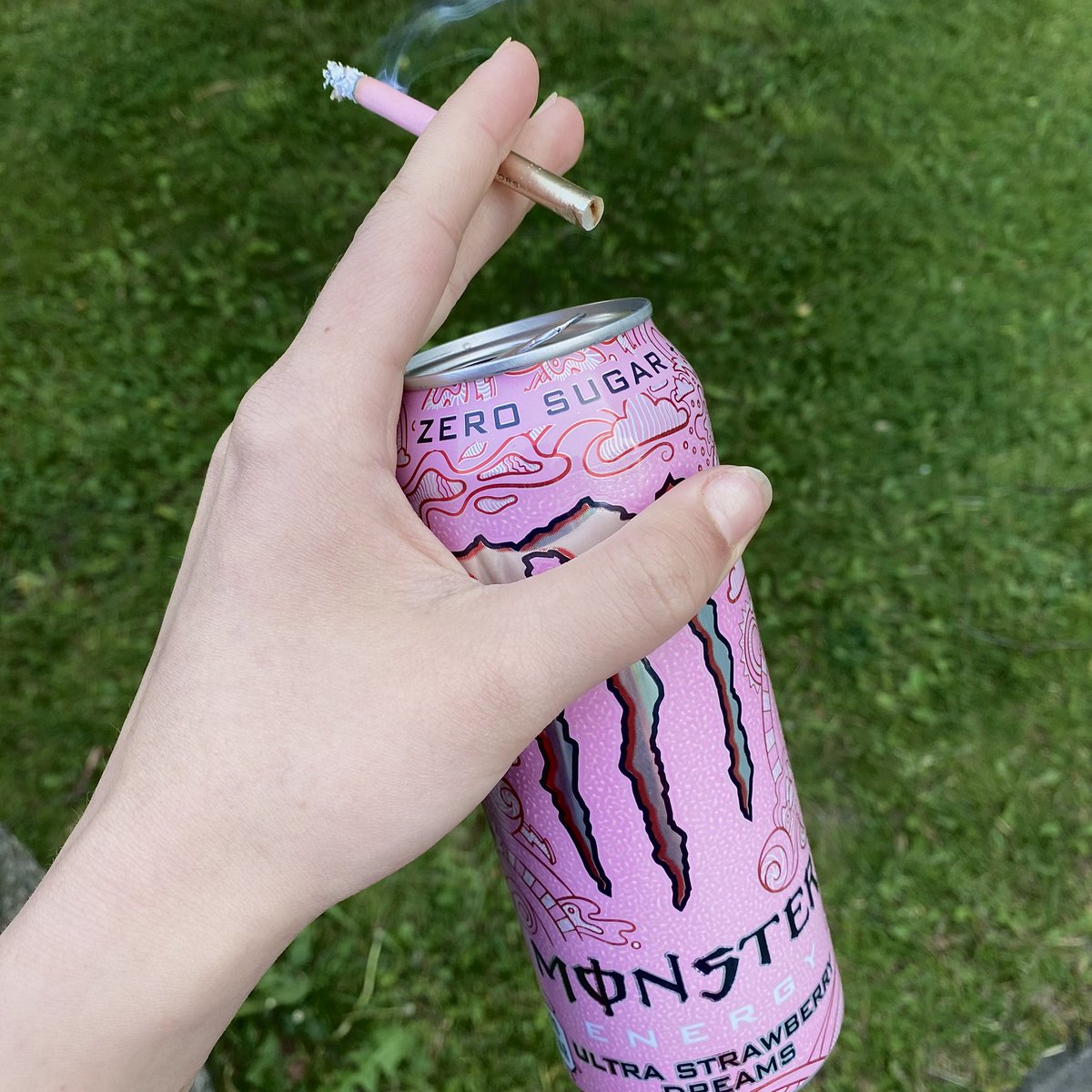 pepsipipeline's tweet photo. Pink cigarette &amp; ultra strawberry dreams, the edtwt coquette ultimate breakfast https://t.co/liLNgiAa0R