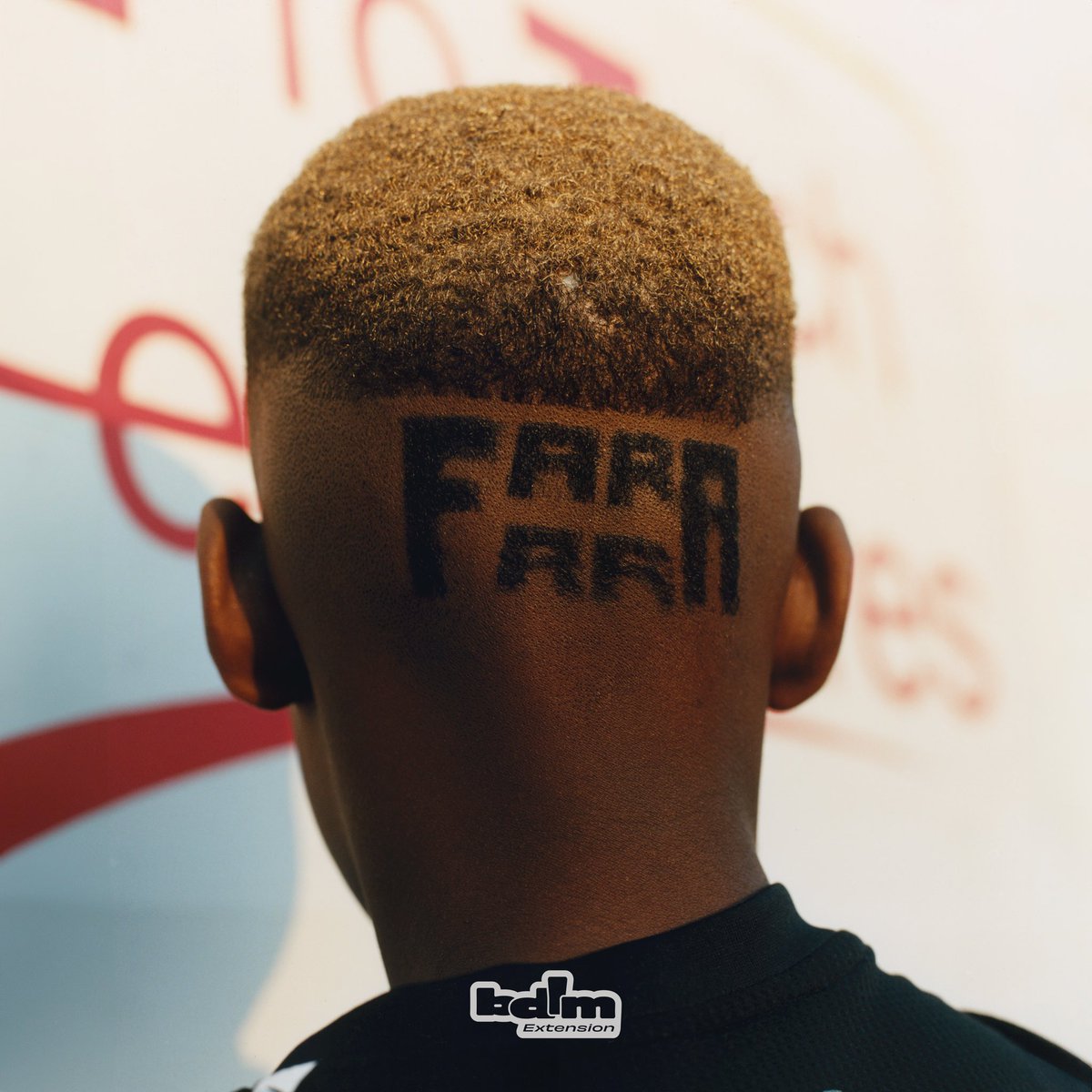 Tiakola_Meloo's tweet image. FARA FARA GANG 5 titres disponibles le 20 juin avec mon gars @GenezioLV