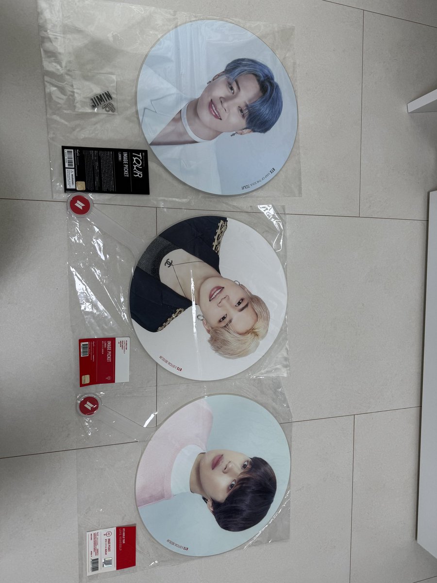 rjforP1013's tweet photo. 방탄소년단 지민,뷔,정국 콘서트 이미지 피켓
보관만 함. 봉투 구겨짐 있음
각 8,000
럽셀콘, 스픽콘 일본, 맵오브더소울

bts jimin v taehyung jk jungkook imagepicket picket concert mapofthesoul loveyourself spakeyourself https://t.co/960vYyZfOF