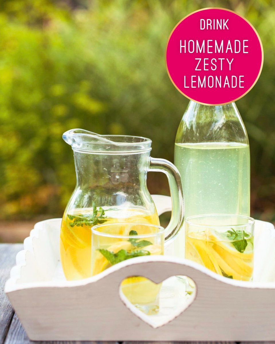 OrchardWorld_'s tweet image. OrchardWorld's Homemade Zesty Lemonade
Serves - 8 People | Prep Time - 7 Mins | Cooking Time - 3 Mins
INGREDIENTS
340g Granulated Sugar
240ml Water
340ml Freshly squeezed OrchardWorld Lemons
METHOD
1. In a small saucepan, combine water with the sugar. Place over a medium heat…