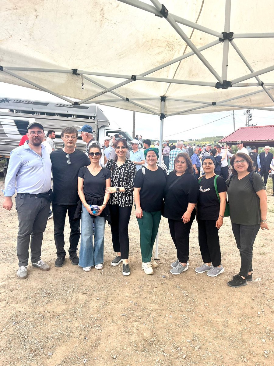 Sinop ili Boyabat ilçesi Kovaçayır Köyü’nde yapılması planlanan bakır madeni arama ve işletme tesisine ilişkin olarak 12 Haziran’da yapılacak olan “ÇED sürecinde halkın bilgilendirilmesi toplantısına” Baro Başkanlığımız adına Baro Başkanımız Av. Funda ÖZTÜRK ALTUNTAŞ katılmıştır.