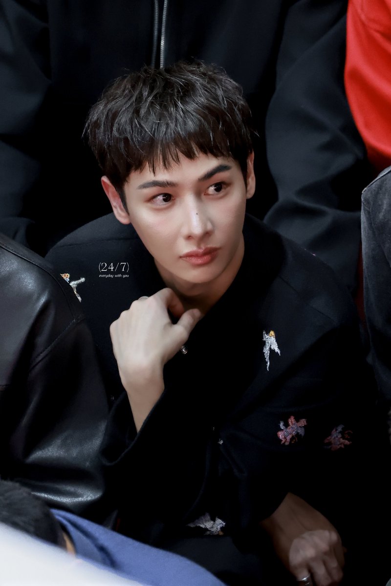 247withuuuu's tweet image. 13/06/25

🧚🏻‍♂️@AtthaphanP 

OFFGUN WITH SHABUSHI
#ชาบูชิชวนกรี๊ดSkyNani
#กันอรรถพันธ์ #GunAtthaphan