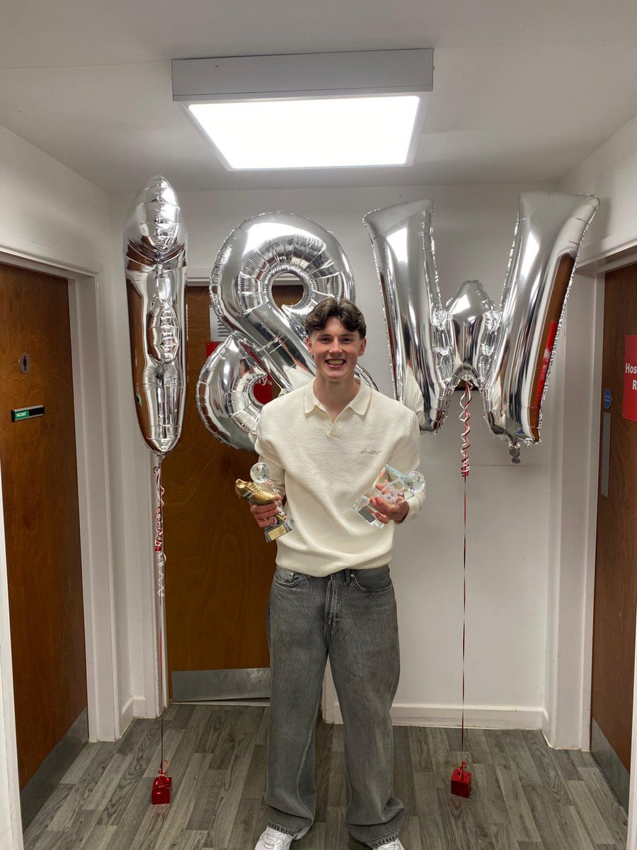 I would like to thank everyone at <a href="/Felixseasiders/">Felixstowe & Walton Utd FC</a>, the players and all the fans for everything over the last 4 years it's been a pleasure to be apart of the club, l've enjoyed every minute and wish the club all the best❤️