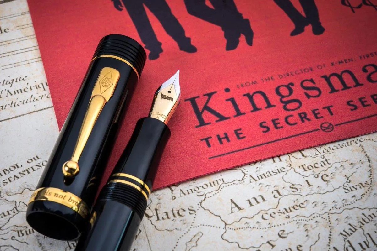 Conway__Stewart's tweet image. What if your pen rivaled a Rolls-Royce Phantom? Conway Stewart’s 2015 Rolls-Royce pen, with its RR logo, inspires bespoke designs for all—engrave a date or logo, made in England since 1905. Start yours now. 

conwaystewart.com/pages/bespoke-…