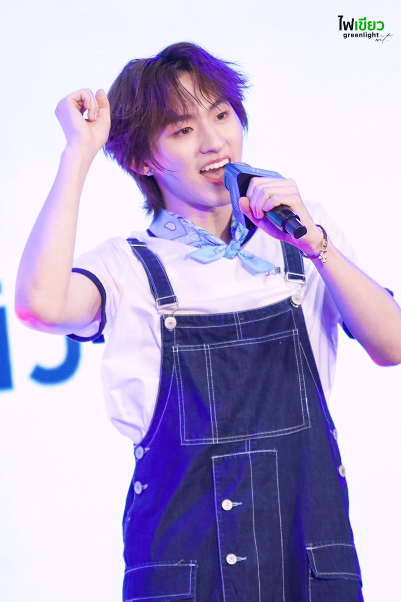 ไฟเขียว greenlight-ent. tweet media