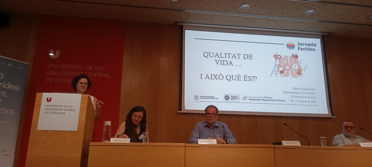 🔺La ponent Marta Casals Zorita, infermera coordinadora de la Unitat Clínica de Ferides <a href="/HUSCVic/">Hospital Universitari de la Santa Creu de Vic</a> i membre del grup de recerca <a href="/TR2Lab/">TR2Lab</a> de la <a href="/uvic_ucc/">UVic-UCC</a>
IRIS-CC ens parla sobre la Qualitat de vida: què és i com la mesurem?
#jornadaferides2025
