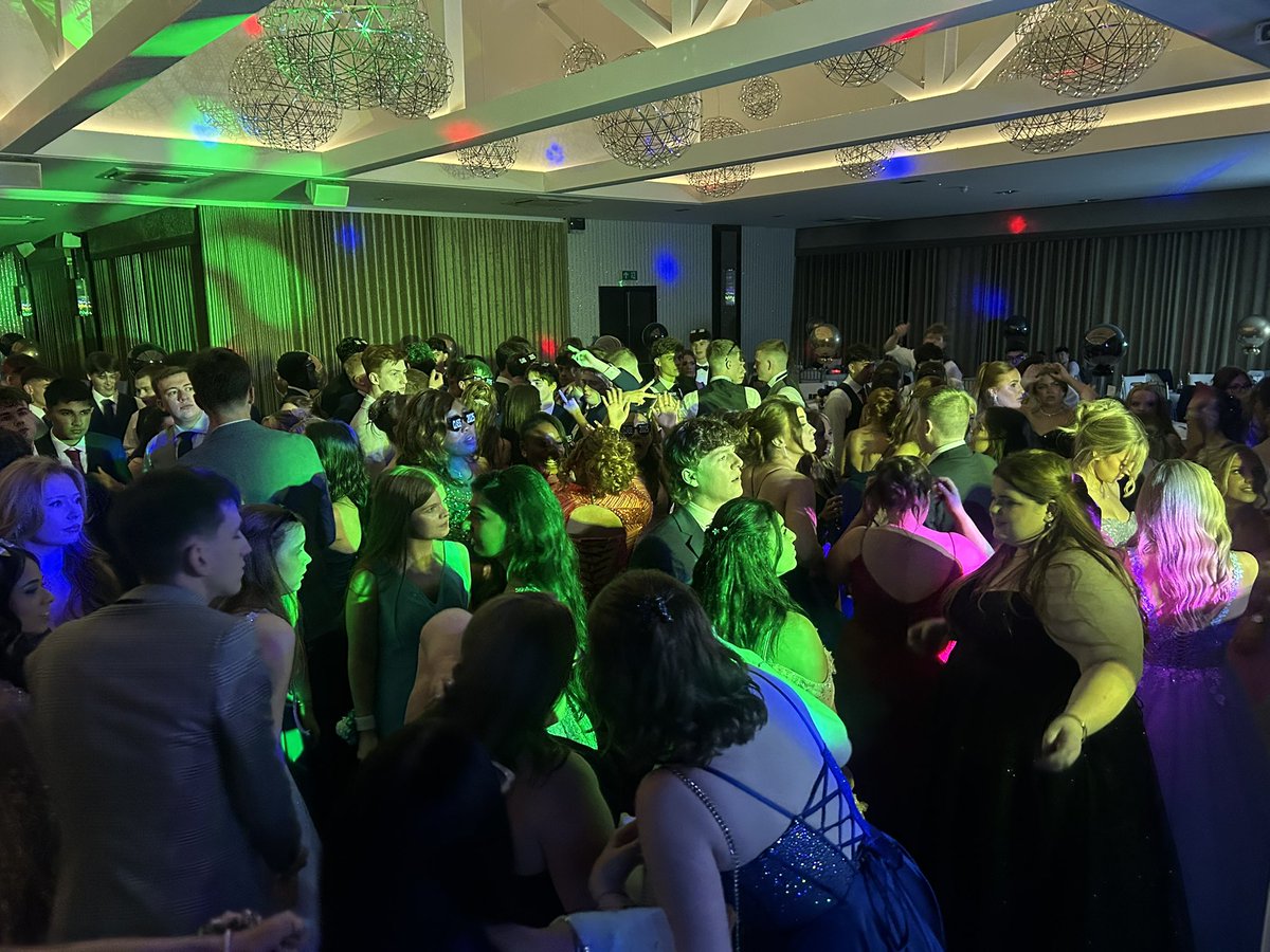 UGS Family Engagement Team tweet media