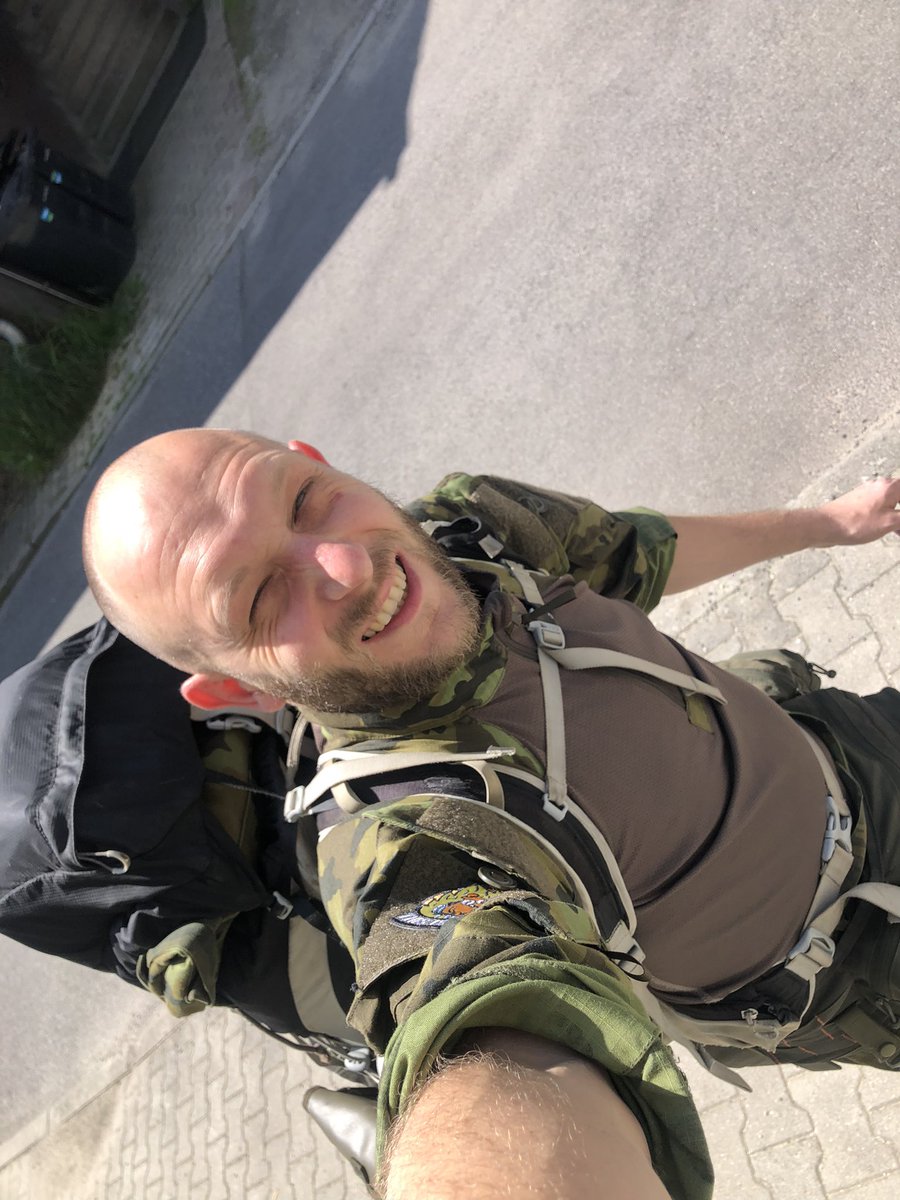 Zdene23's tweet photo. Po třech měsících konečně do lesa 💪 a ještě k tomu skončit o 2h dřív v práci 😂 já su tak šťastné. #vandr https://t.co/yCiW9e1Us1