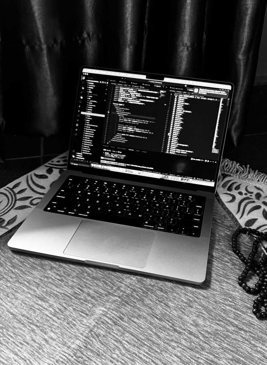 devkayode's tweet image. Jummah Mubarak,
May Allah (SWT) accept our prayers, forgive our sins, and grant us and our loved ones abundant blessings, mercy, and peace on this special day. 🌙🤲🏽

#jummahmubarak #fullstackdeveloper #web3 #python #javascripts