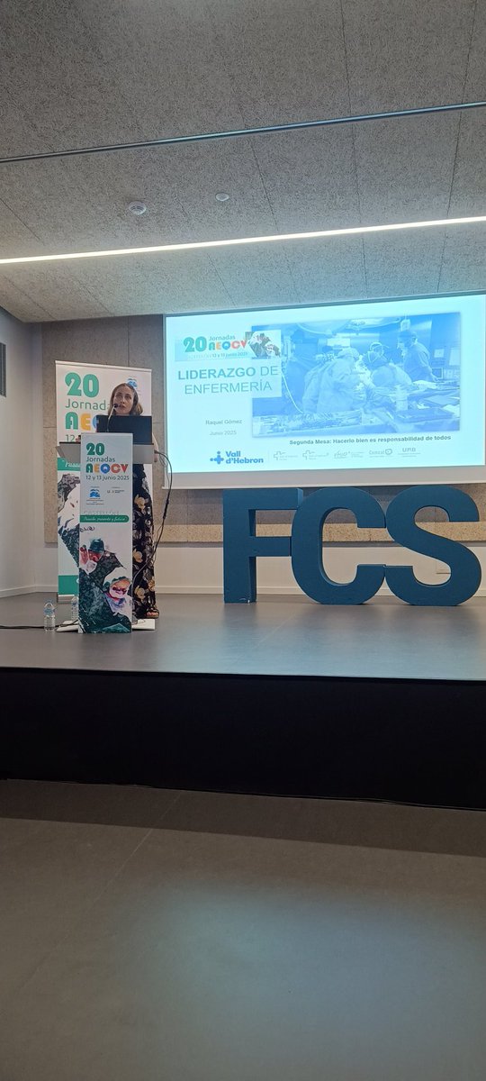 Aeqcv1's tweet photo. Liderazgo de enfermería. 
Raquel Gómez Gómez. Enfermera y psicóloga clínica. 
Área Quirúrgica @vallhebron https://t.co/fU0LIJiR2N