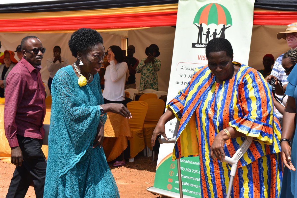 Mglsd_UG's tweet photo. Rt. Hon. @RebeccaKadagaUG has graced the Albinism Awareness Day Commemorations, as Chief Guest. @Mglsd_UG appreciates her support towards protection of rights of persons with Albinism in 🇺🇬 .
#ProtectOurSkin
#SocialProtection4all
@AggreyKibenge
@PBYONANEBYE
@albinismumbrell https://t.co/fg0igiBrUL