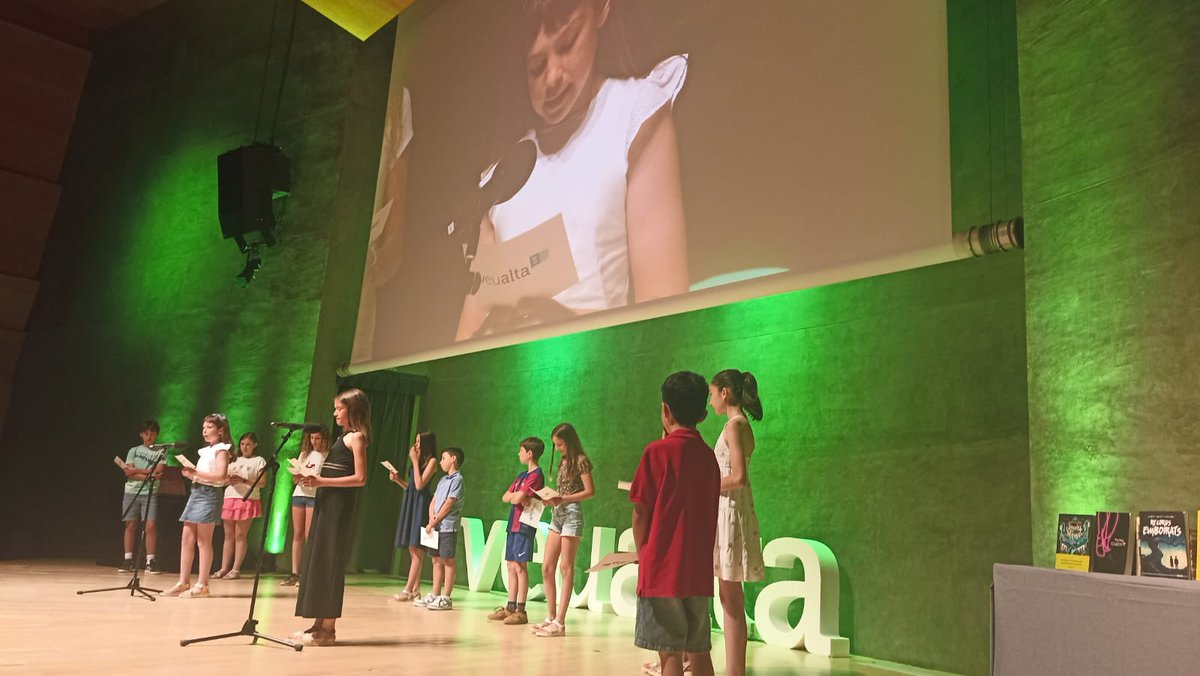 Gaudim de la lectura  amb els #grumetsverds #FESTADELALECTURA

🏛️  Auditori L’illa, Barcelona

🗓️ 13 de juny de 2024

📺Segueix-nos en directe: youtube.com/live/FS1ZPIFPt…

📚 Una iniciativa de la Fundació <a href="/GEnciclopedia/">Enciclopèdia Catalana</a> amb el suport de <a href="/educaciocat/">Educació</a>