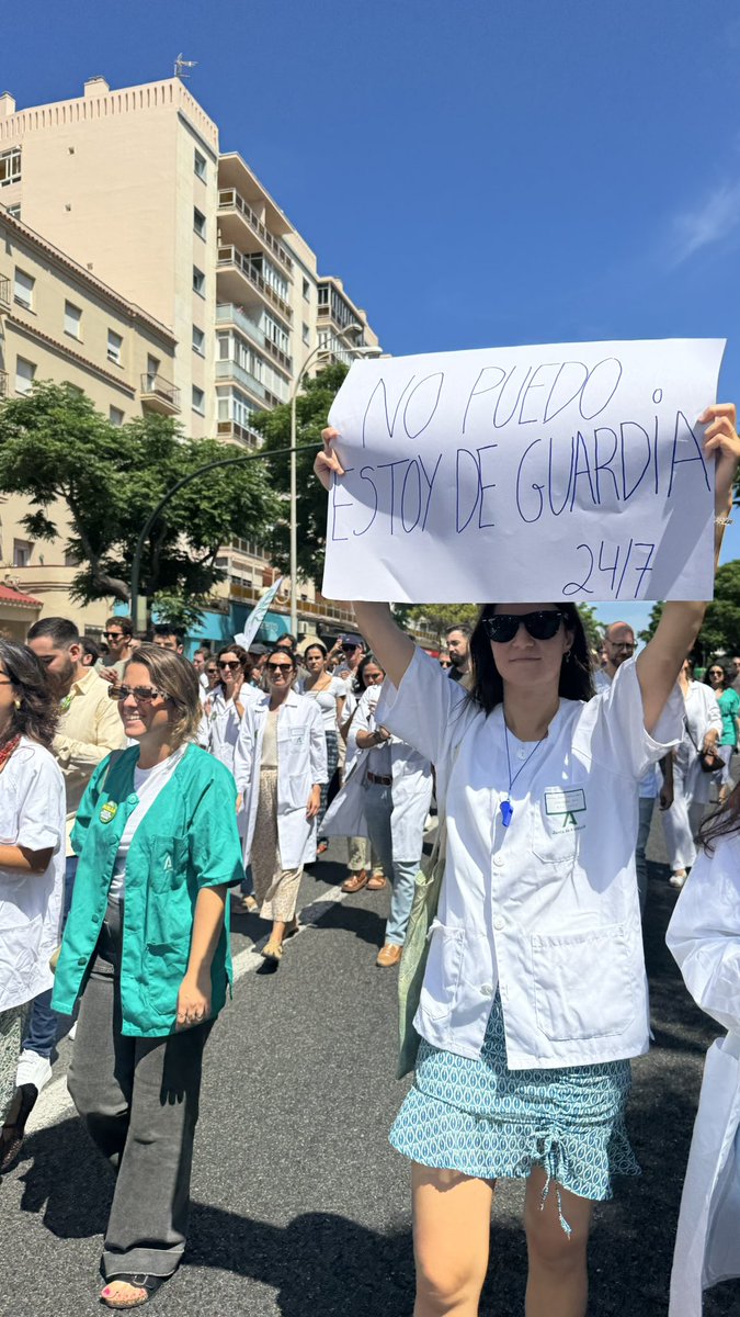 patrit_'s tweet photo. #HuelgaMedica13J https://t.co/t5UJpjRvu7