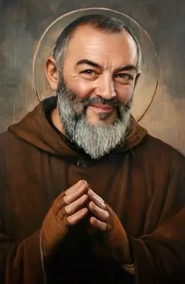 "When parents pray for their children, God hears them, angels move, and great things happen. Pray with faith, and do not worry."
- St. Padre Pio 🕊️